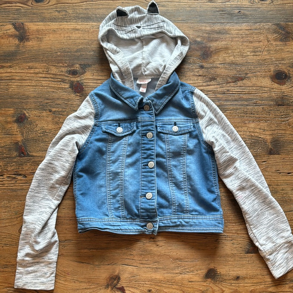 Girls cat & Jack den jacket / size L